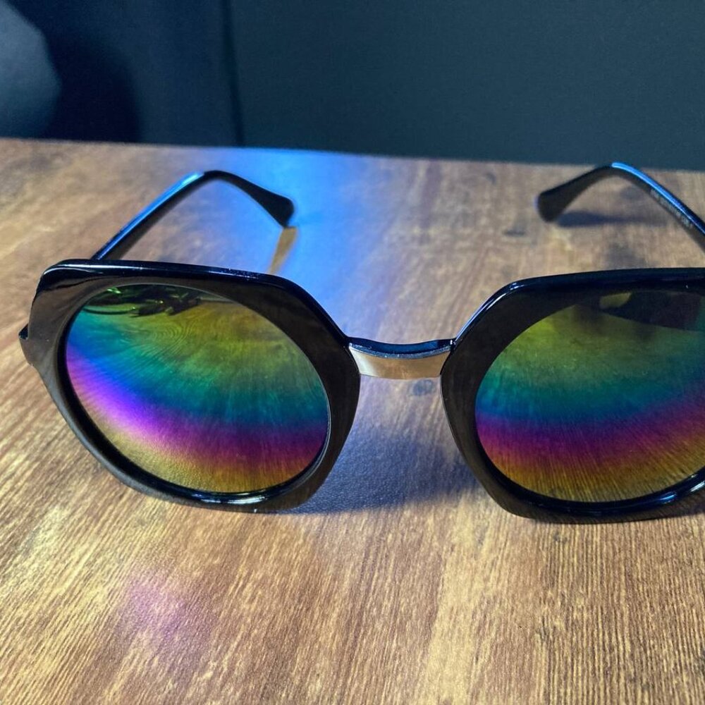 Women's Black Hexagonal Sunglasses with Rainbow Mirrored Lenses Unbranded